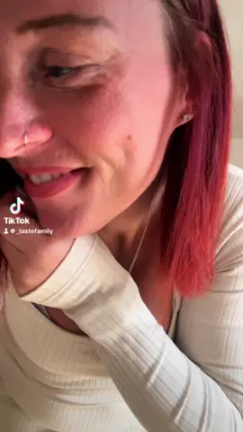 Vi har haft en liten hemlis - som vi nu är redo att berätta för världen ❤️❤️ Baby Nielsen 3.0 kommer i februari nästa år 😭😭😭😭 #gravid #mammorpåtiktok #pregnant 