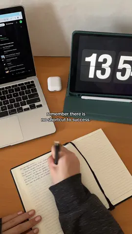 #studytok #study #studywithme #studymotivation #motivation       