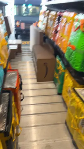 29 bags 400 packages 16 stops S.E. Washington DC. The good side lol #amazondriver #washingtondc #amazondelivery #fyp 