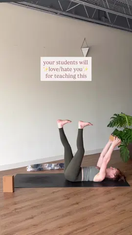 You know where to go for the full flow 👀 (the sequencing hub, duh) #Stealmyflow #ytt #yogateachertraining #yogateachers #yogateachersofinstagram                         