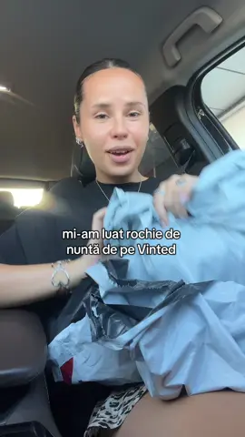 mi-am luat rochie de nuntă de pe Vinted și spoiler alert e frumi rău 