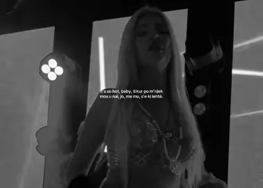 Baby trupin tand ti falma.                       #eraistrefi #ama #🇦🇱🇽🇰 #foryoupagе #concerts 