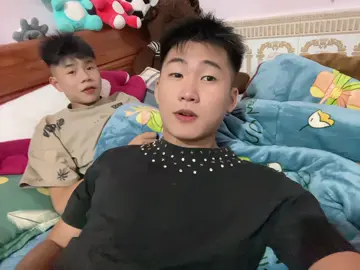 E trai ruột #qtruong @sún 😗