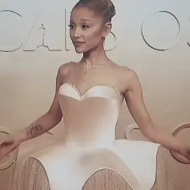 Hot hot hot | #arianator #arianagrandeedit #arianagrande 