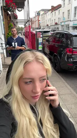 His reaction 🤣