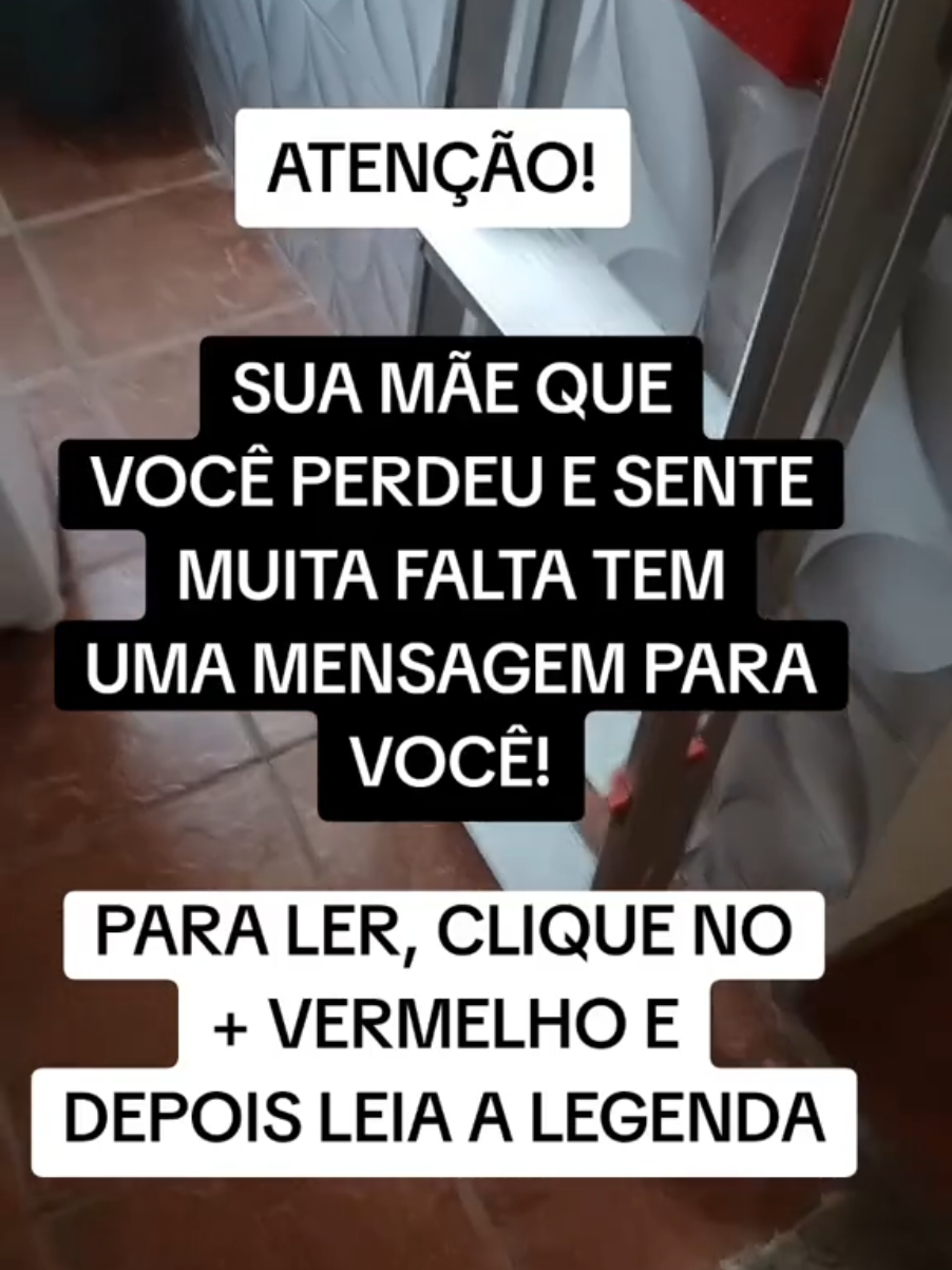 Às vezes, eu sei que você sente que a minha ausência deixa um vazio impossível de preencher, como se estivesse navegando sozinho em um oceano imenso. Mas quero que saiba algo importante: eu nunca deixei de estar ao seu lado. Estou aqui, em cada respiro, compartilhando suas alegrias e aliviando suas dores, mesmo quando você não me percebe. Hoje, mais do que nunca, senti que precisava falar com você. Você se lembra daqueles instantes de cumplicidade que pareciam parar o tempo? Esses momentos ainda vivem em mim, cheios de amor e gratidão. Quando um riso inesperado escapa dos seus lábios ou uma lembrança quente te envolve, sou eu, te lembrando que você não está sozinho. Minha paz agora é plena, e tudo o que desejo é que você encontre a sua. Estive com você nos seus dias mais difíceis, nas noites cheias de perguntas. Quero que saiba que não há nada que você precise se culpar. Você deu tudo de si, e o que vivemos juntos foi mais do que suficiente. Nosso vínculo continua intacto, além deste mundo e do tempo. Quero que continue sonhando, que confie em si mesmo como eu sempre confiei. Não deixe que o medo te paralise. Estou com você, celebrando suas conquistas e te incentivando a cada passo. Grandes coisas te esperam, e estarei lá em cada uma delas, como sempre estive. Mesmo que deseje me ver ou me ouvir mais uma vez, estou em cada detalhe que te traz paz: um amanhecer, uma canção, uma brisa. Quando precisar de calma, feche os olhos. Estou com você, te sustentando. Nunca se esqueça disso: eu te amo. O nosso amor transcende tudo. Viva com coragem, porque eu estou ao seu lado, sempre. #mensagemdoalém  #conexãoespiritual  #palavrasdocoração  #luto 