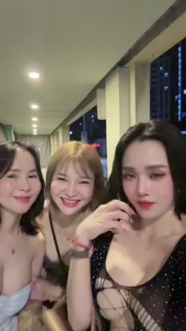 Mình có 3người🤣