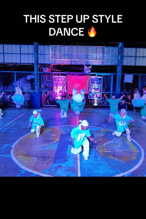 AJ Crew hiphop #acrobatics #hiphopdance #hiphopdancer #groupdance #danceteam #acrodance #acrobat #acrobaticsandtumbling #acrobaticgymnastics #synchronicity #fyp #foryou #viral 