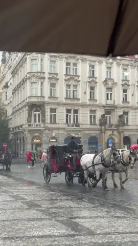 براغ شهر اغسطس 🌧️ 🇨🇿 #التشيك #براغ  #travel  #foryou  #explore 