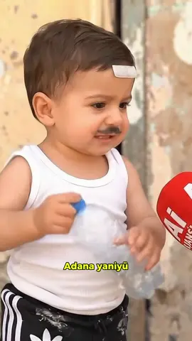 Adana Yaniyür! 😂🔥 #adana #sıcak #komikbebek #röportaj #keşfet 