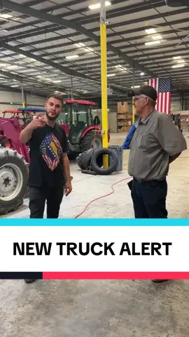 Uncle Rob DOWNGRADED Elvis to a new truck after his latest F*ck up 😭😭 @Robert Boblitt #truckdriver #trucking #semitruck #merdzic #cdl 