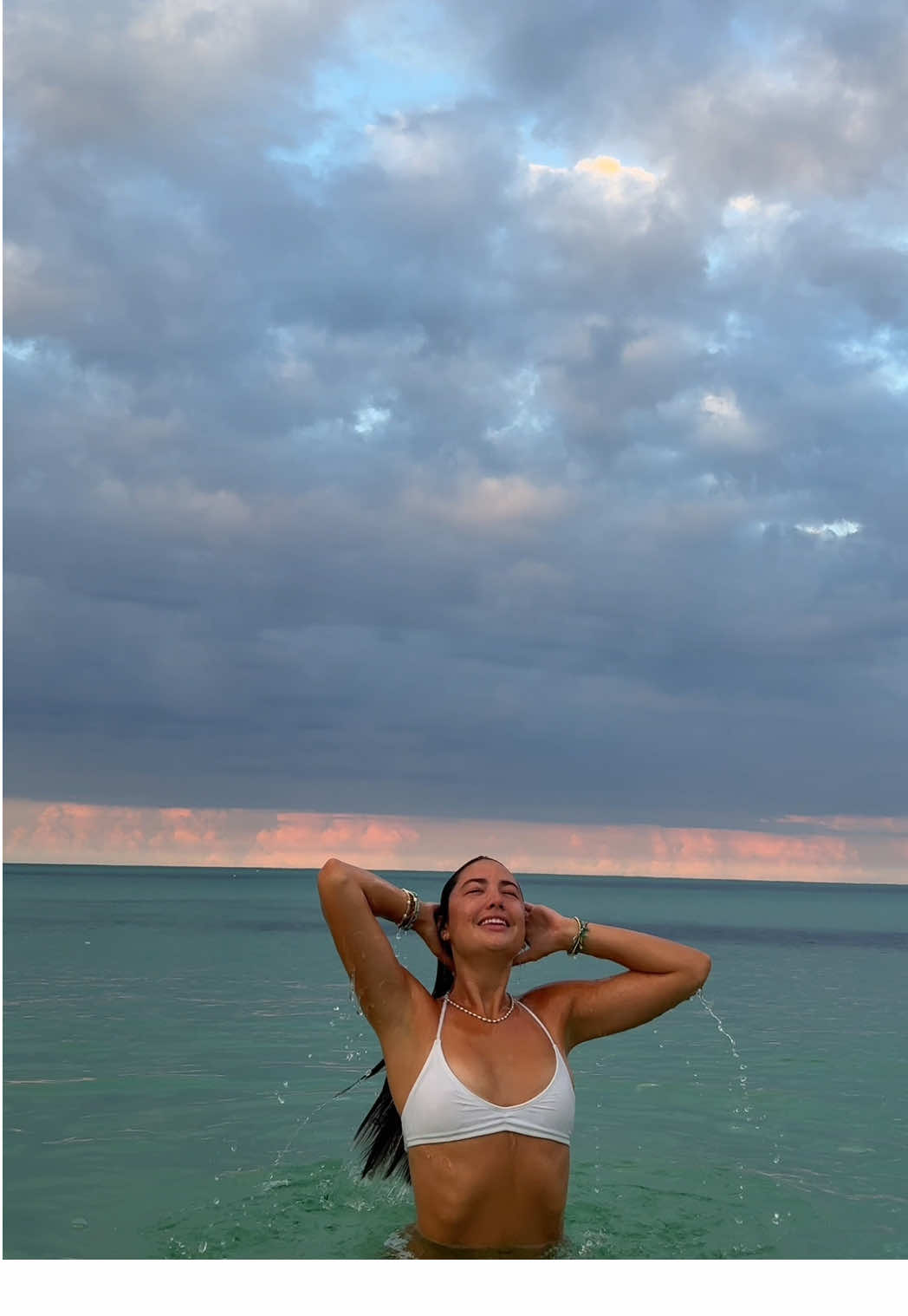 Overflowing with joy and gratitude because I not only was given the breath of life but I get to walk in the kingdom, and live in an answered prayer. WOW AT HOW THE LORD HAS PROVIDED 🥹 #beachlife #grwm #christian #getmoving #CapCut