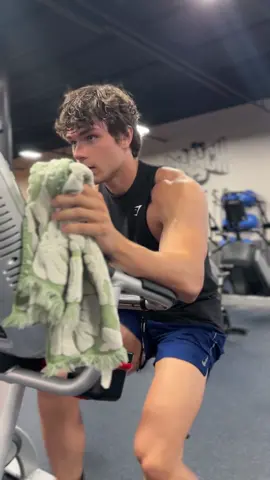 new gym towel 😂