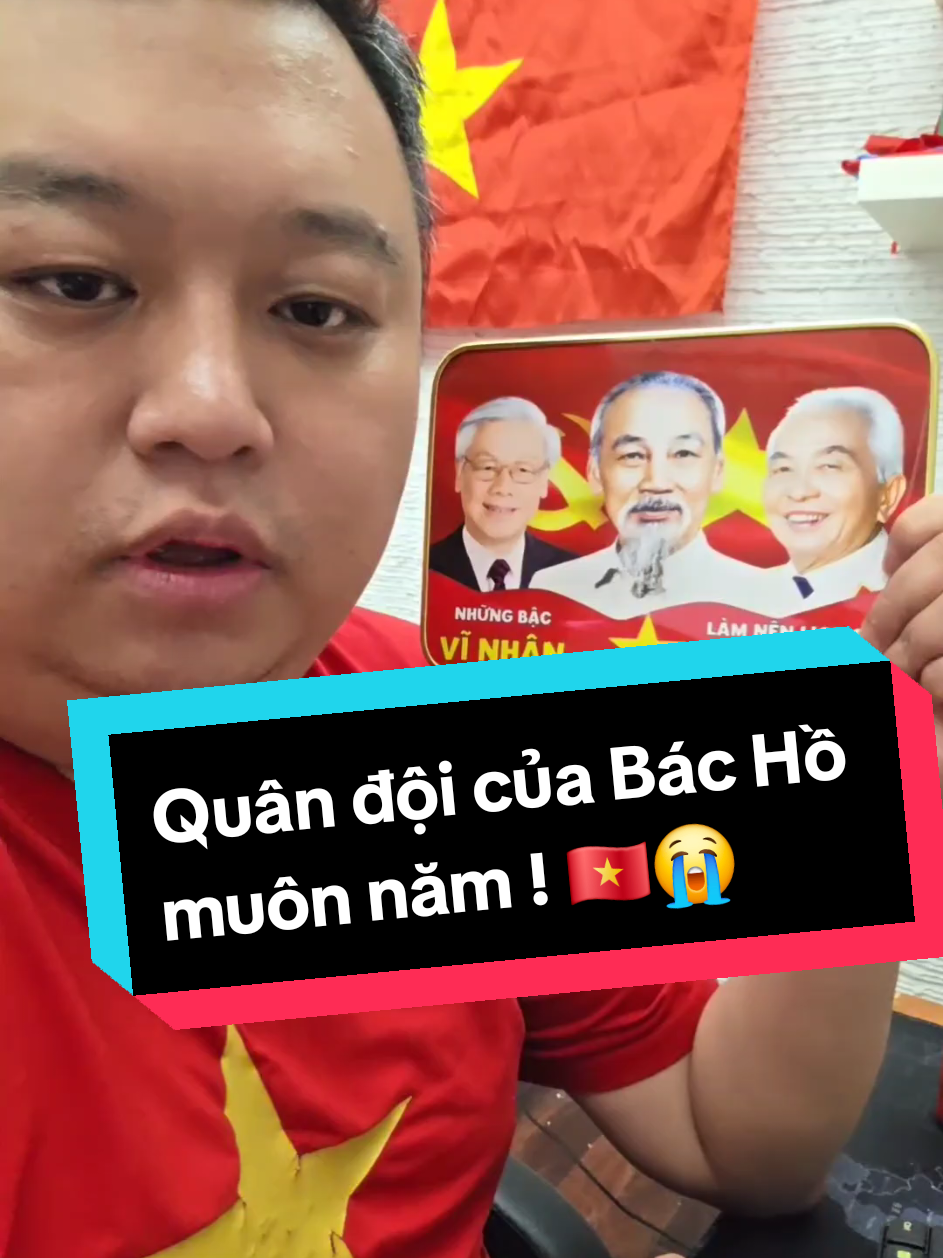 Nền độc lập, tự do và hạnh phúc của nhân dân Việt Nam đã đạt được bằng máu và mồ hôi của những người lính bộ đội. Và ngày nay, Việt Nam được hưởng hòa bình là nhờ công lao to lớn của quân đội, hải quân, không quân, cảnh sát và công an. Những gì tôi làm trên TikTok chẳng thấm vào đâu so với những gì họ làm. 🇻🇳 #doclaptudohanhphuc #hochutichmuonnam🇻🇳 #bodoicuho #dragonkim #xincamon❤️ 