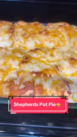 Me & my domesticated life🙂‍↕️🫰🏿 #lgbtq #cooking #shepherdspie #potpie 