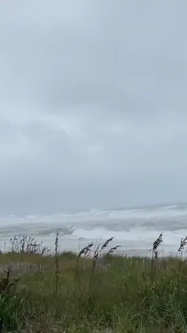 A venit uraganuuuu #romania #hurricane #romania🇷🇴 #viralvideos #meteo 