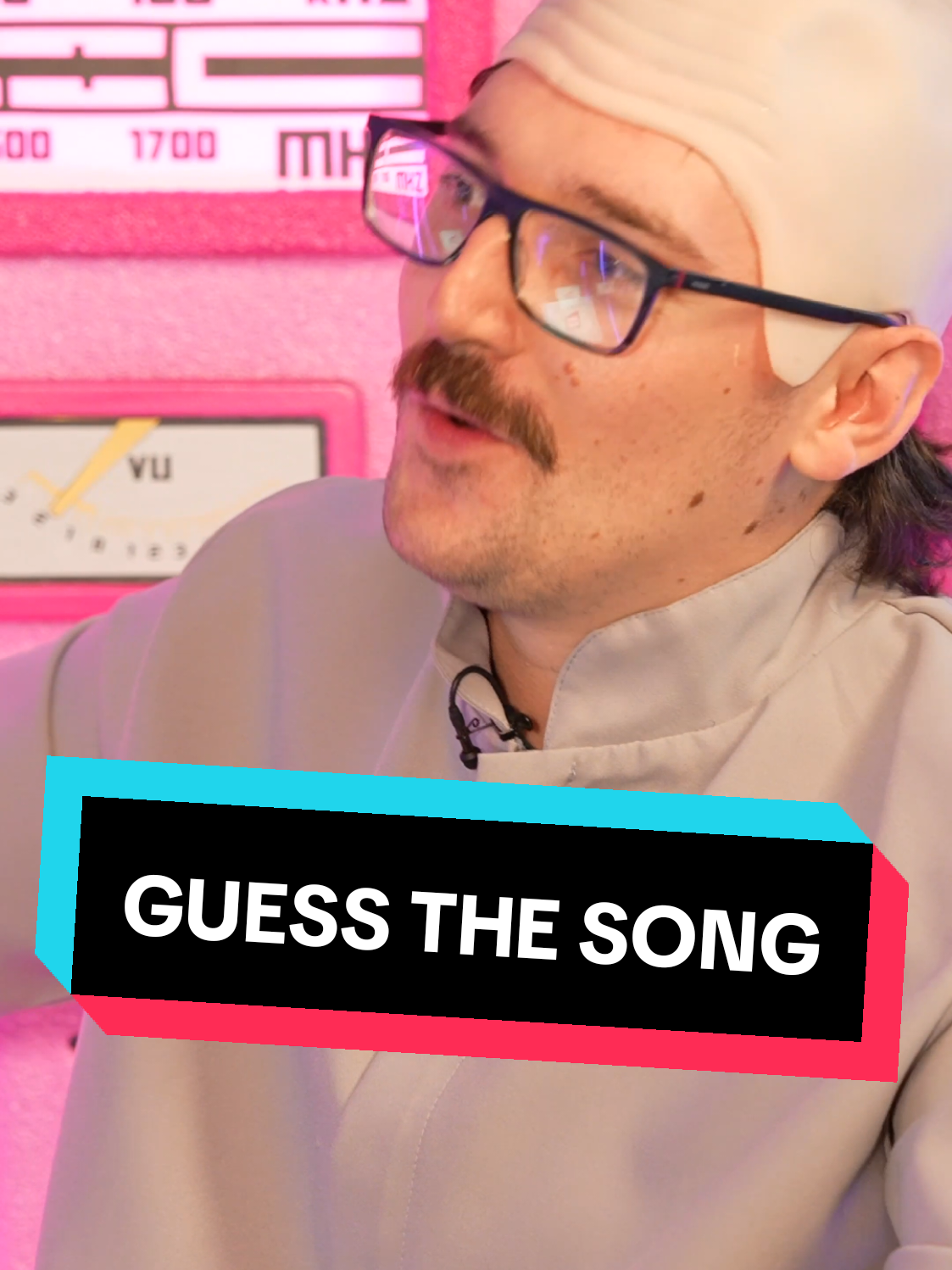 Can anyone guess what song this is? 🥴🎶 #haveawordpod #guessthesong #quiz #90s 
