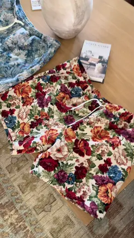 Plus size men shirts for the win! #floralshorts #menshorts #menapparal 