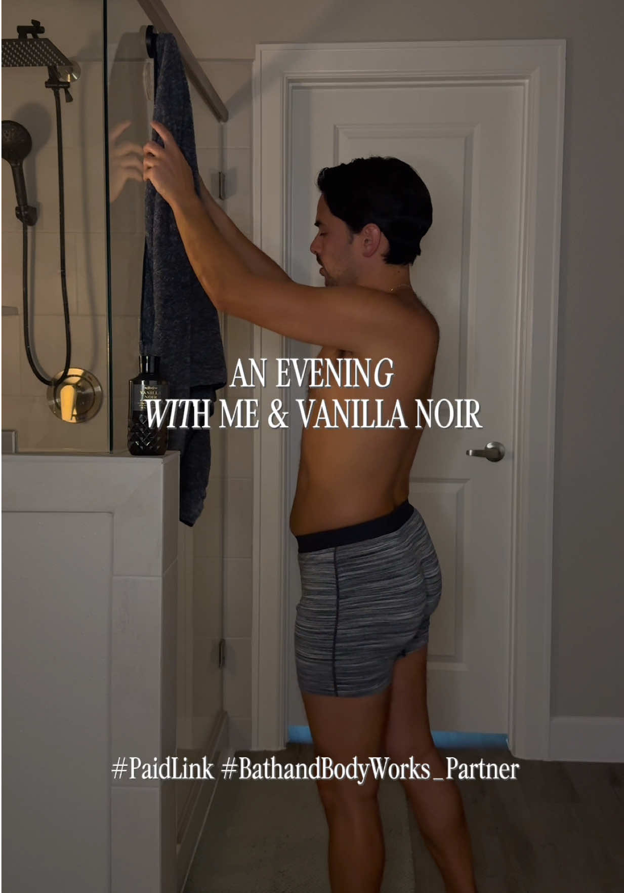 #PaidLink #BathandBodyWorks_Partner Warm. Spicy. Mysterious. Vanilla Noir by @Bath & Body Works is fall in a bottle 🍂with the Rich Vanilla bringing a gourmand nod and notes of Bergamot Spice + Patchouli Musk… this is one scent you gotta add to your fall essentials. Shop my Bath and Body Works favs here: https://liketk.it/5lWCw #VanillaNoir #Fallscents #bathandbodyworks 