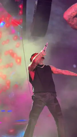 Beautiful People Toronto night two - Breezy Bowl XX #breezy #breezybowl #breezybowlxx #chrisbrown 
