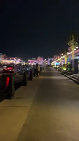 Wander often, beach always.#jeddahcornice #jeddahpromenade #jeddahnightlife #jeddahbeach #jeddah_city 