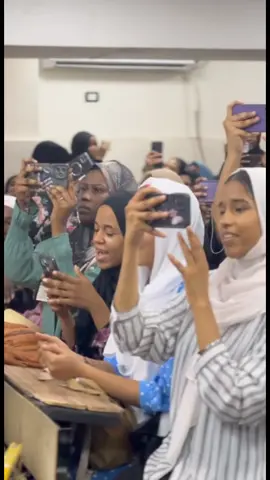منتظرنكم بكرة للاكبر افتتاح 