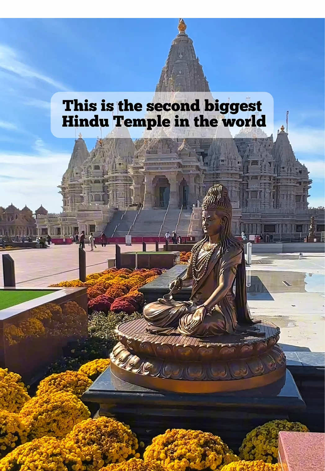 📍BAPS Swaminarayana Aksharadham, Robbinsville NJ  The second largest Hindu temple in the world, just an hours drive from NYC and it’s free entry every day! #newjersey #hindu #temple #daytrip #recommendations 