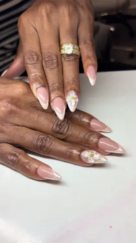 #trendingsong #tiktokviral #nails💅 #nailsartvideos #nailsalon 