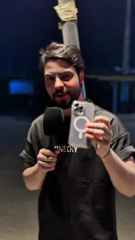 منو يعرف يعلق تعليق فارغ ؟؟😳