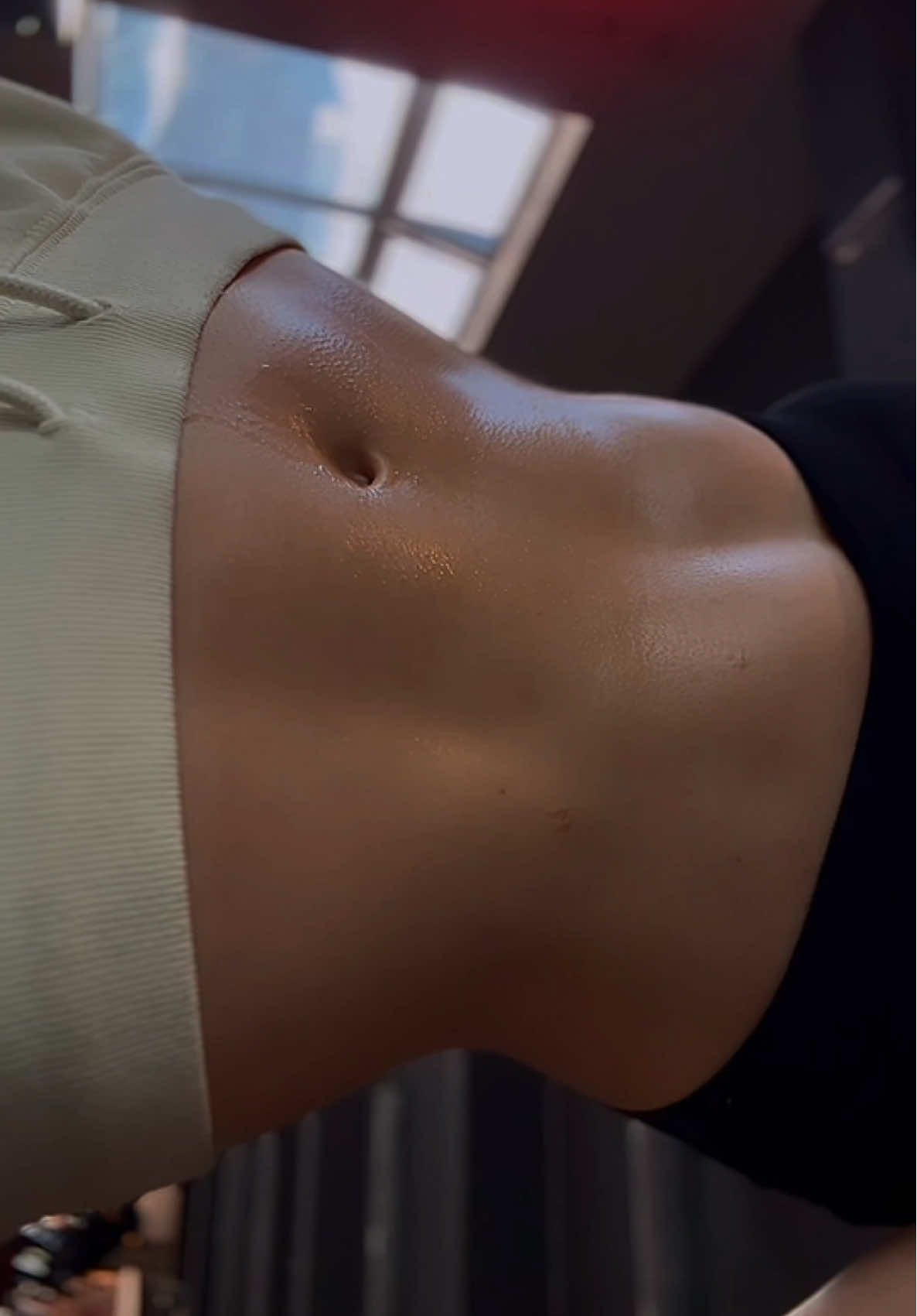 my discipline is scaring my coach already, and I just started. #abs#gymgirlsoftiktok#tallgirls#foryou#gymrat  