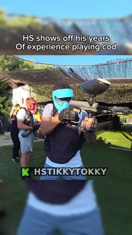 HS shows off his years Of experience playing cod #edmatthews #hstikkytokky 