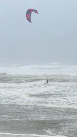 This guy did an awesome job kitesurfing in a hurricane! 🌀 #outerbanks #hurricane #kitesurfing #fyp #obxsandy 