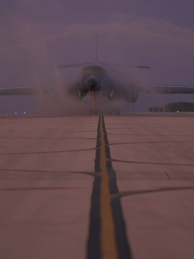 Maximum Alert 🚨 The B-1 Beast Unleashed in the Sky 🇺🇸🔥 Footage: DVIDS – Public Domain #fyp #foryou #b1 #fighterjet #avgeek 