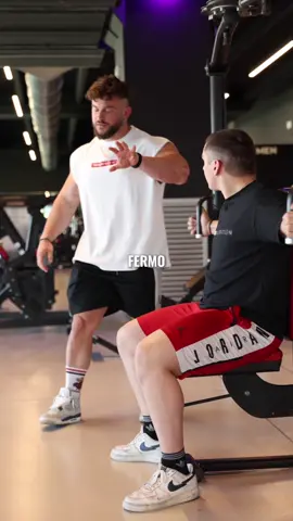 ORA SAI COME ESEGUIRLA E NON HAI PIÙ SCUSE‼️🫵🏻 . PER ESSERE SEGUITO DA ME: @team_presti_coaching ‼️  INTEGRAZIONE SCONTO FILATP15: @tsunaminutrition ‼️ ABBIGLIAMENTO SCONTO MIRCO10 👕: @farout.unc  🎥: @robysidotiphotographer  #mircofila #teampresti #bodybuilding #bodybuildingmotivation #bodybuilder 