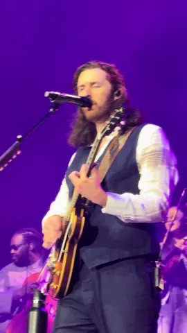 ♥️Someone New in Seattle!♥️ #hozier #unrealunearthtour #hoziertok #hozierconcert #concerttok 
