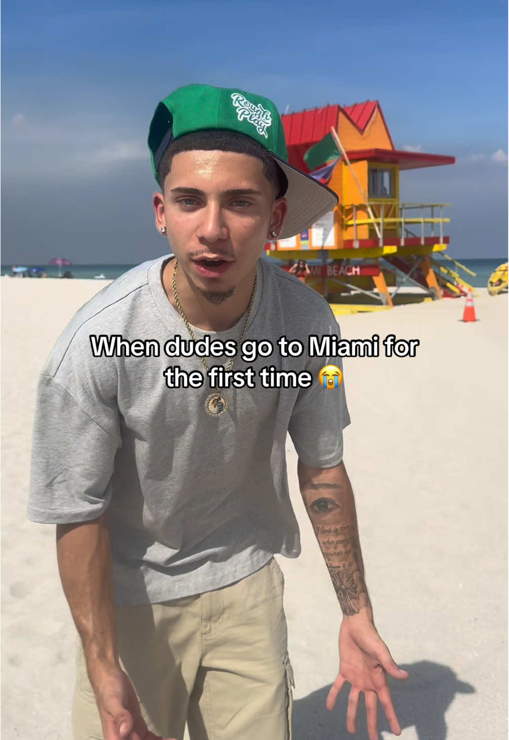 Follow for more videos 😭🌴  #miami #fyp #viral #comedy #skit 
