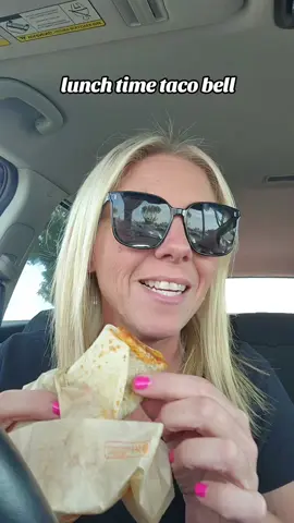 this bean burrito was top notch! literal perfection! #tacobell 