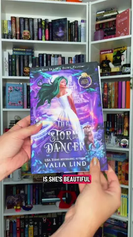 Ah she’s beautiful!!!! There will be signed copies (and character art) available and if you want to grab a copy, make sure you subscribe to my newsletter!!! #cozyromancebooks #unboxinghaul #fantasyromancebooks #cozyfantasyromance #littlemermaidretelling 