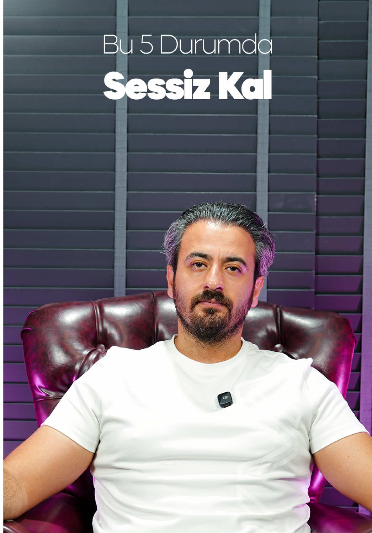 🔇 Bazen konuşmak değil, susmak en doğru cevaptır. Her tartışmada, her ortamda söz söylemek zorunda değilsin. Çünkü bazı durumlarda sessizlik; olgunluğun, gücün ve kendine saygının göstergesidir. Unutma; her kelime değerli, ama her yerde söylenmek zorunda değil. 💭 Siz hangi durumlarda sessiz kalmayı seçiyorsunuz? #psikoloji #farkındalık #kişiselgelişim #iletişim #özsaygı #psikologçağrıçobanoğlu #motivasyon #ilişkiler #MentalHealth #hayatdersleri #keşfet #keşfetteyiz #özfarkındalık #güçlüsuskunluk 
