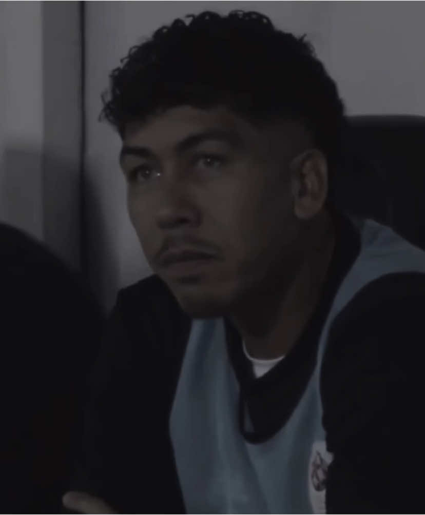 😓 #firmino #robertofirmino #alahli #fyp #sisenor #foryou #sad #فيرمينو #بوبي #الاهلي 
