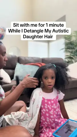 Heavy water, detangling conditioner, wide tooth comb and small breaks were included in this routine, this process takes a few hours a day.  🥹❤️ #autism #haircare #hair #specialneeds #momanddaughter 