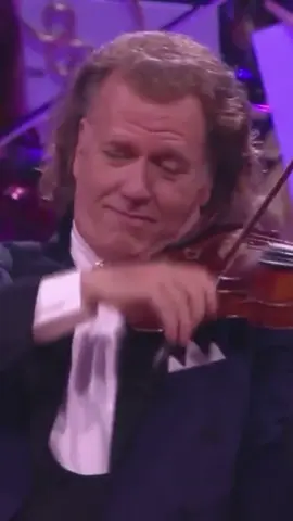 André Rieu - “What A Wonderful Word” Total Credits : André Rieu Productions B.V. This content is made for the purpose of sharing content from this artist, without profit or falsifying any identity, all credits to its production and its workers. Tags: #andrerieu #whatawonderfulworld 