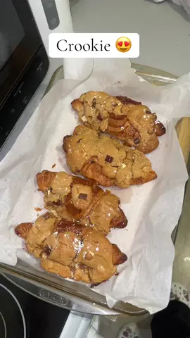 Crookies, une fusion entre cookies et croissants : un pur délice ! #crookie #croissant #cookie #princesse #recettefacile 