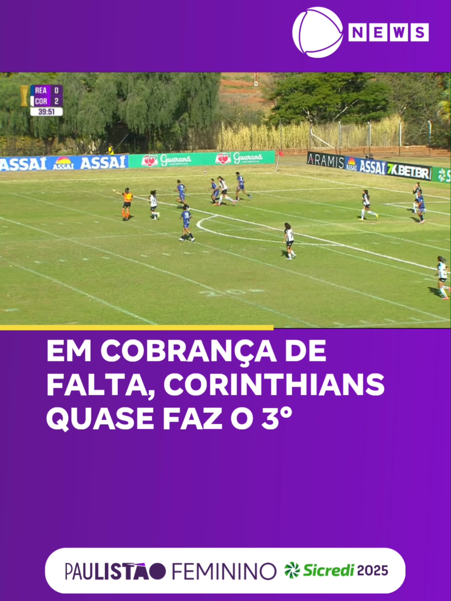 Em cobrança de falta de Juliete, Corinthians quase amplia o placar. A bola tocou na trave, mas a árbitra já tinha paralisado a partida. 📲 #RecordNews #ElasComABola ⚽ #PaulistãoFemininoSicredi #PaulistãoNaRecordNews