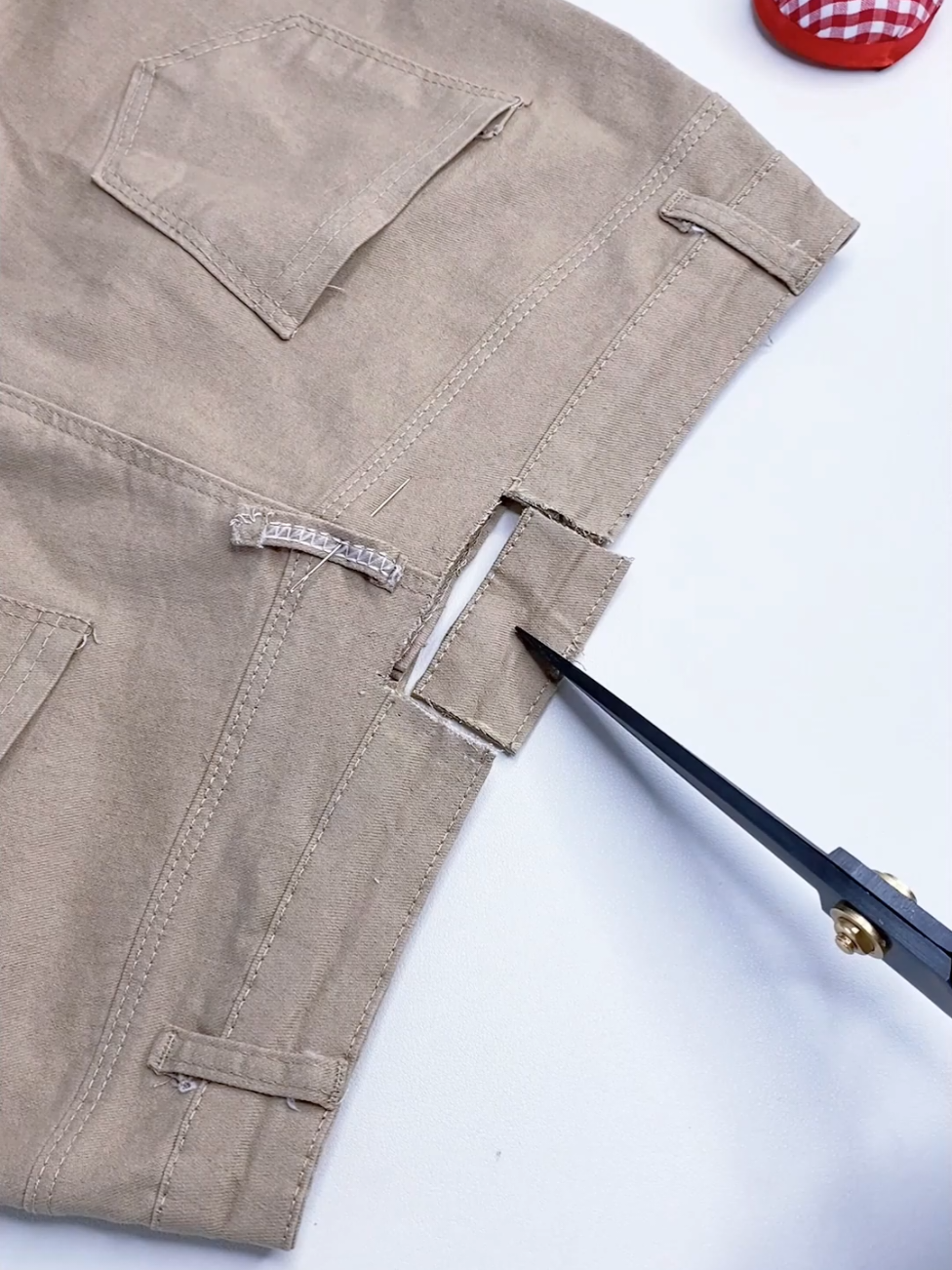 How to Resize a Tight Waistband with Elastic #sewingtutorial #pant #waistband #LifeHack #giftidea 
