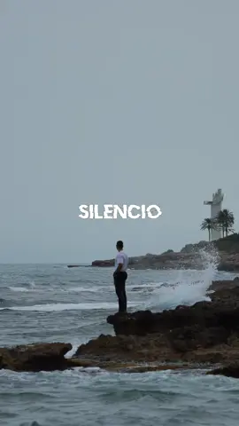 👨🏻‍🍳 Si necesitas hablar de algo, hazlo. El silencio no soluciona nada, solo acumula, reprime, hasta que estalla. . #desarollopersonal #mentalidad #reflexiones #hopecore #amorproprio 