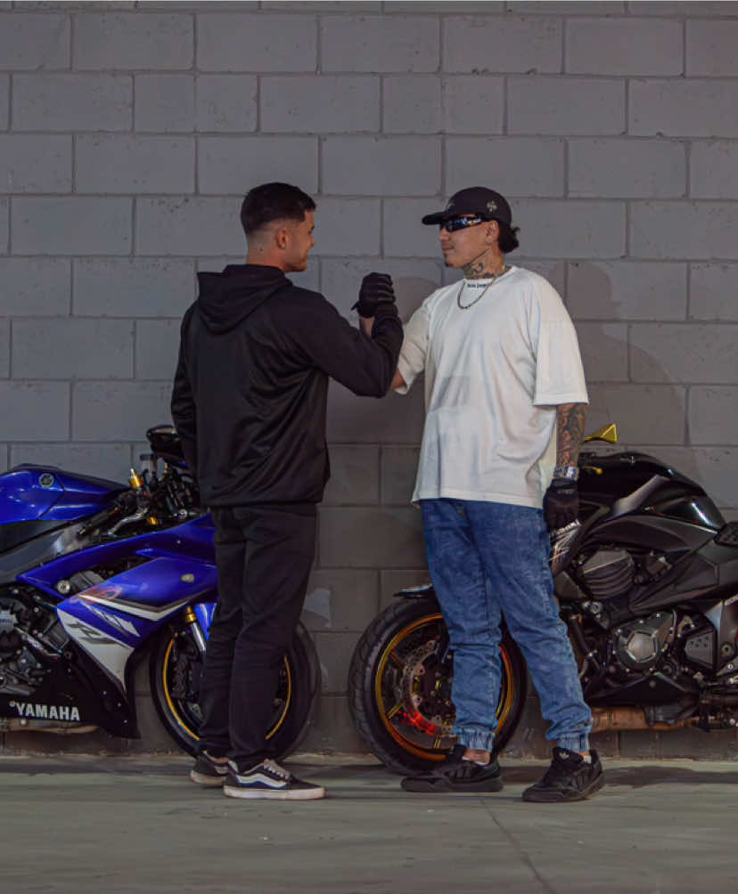 Vocês não entenderiam… @Gv  #R1 #z800 #irmandade #confiança