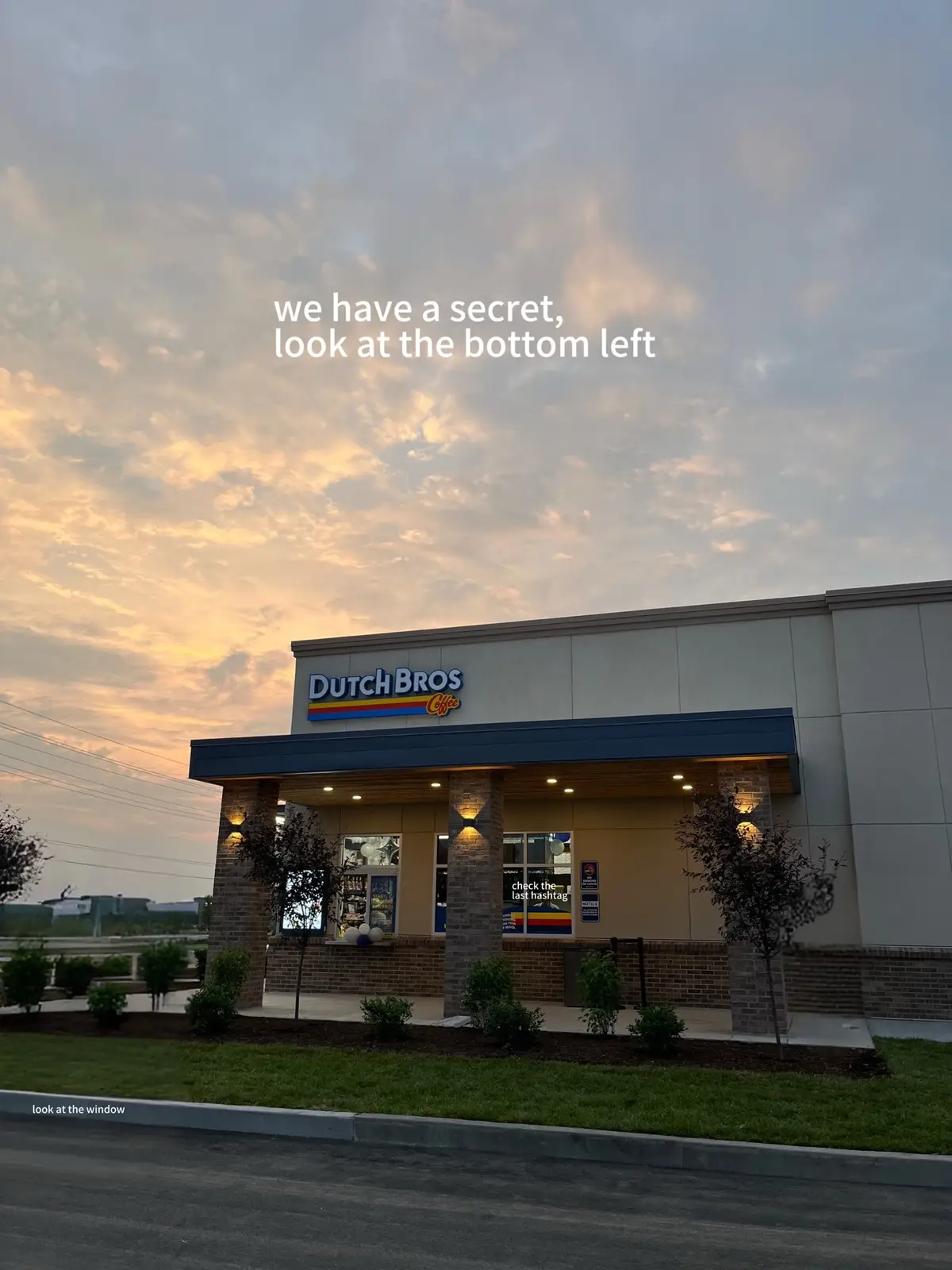 #dutchbroscoffee #coffee #sunset #secret #falldrinksareheretmrw 
