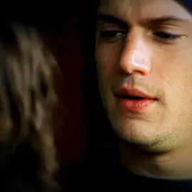 Dizi tarihinin en iyi çifti. #prisonbreak#michaelscofield#saratancredi 