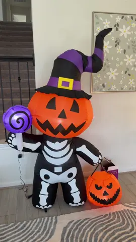 Yes, yes it’s August and I’m buying all my Halloween decor already.  I waited too long and missed out on Halloween completely last year so I’m prepared this year and this pumpkin head is going outside in 2 weeks. 👏🎃 #halloween #halloweendecorations #tiktokshopcreatorpicks #outdoordecor #halloweendecor 